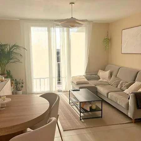 T3 Renove Proche Port Et *